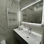 Konukevi Angelicahome 4*